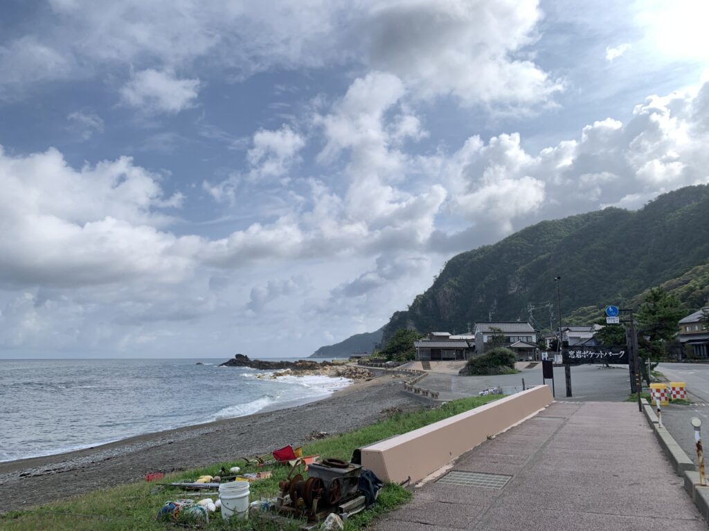 石川県　曽々木海岸